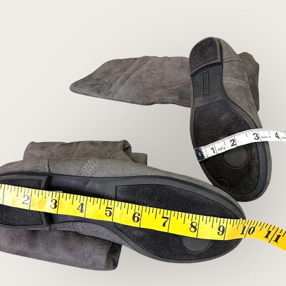 Lower East Side Women Size 8 Gray Slouchy Flat Knee High Boots Fold Faux Suede - Picture 9 of 9